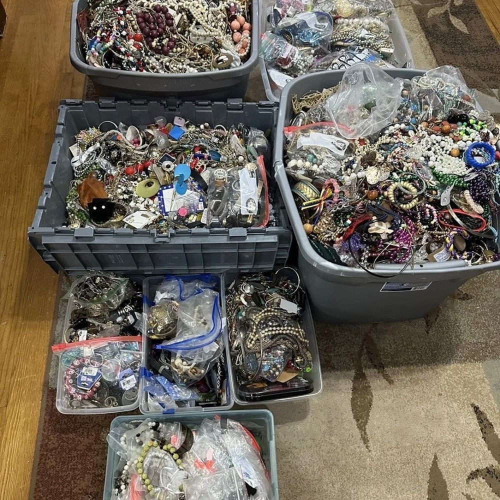 2 LB unsearched untested jewelry lot- wear repair craft junk